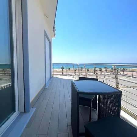 Paradise Island - Terrazza Sul Mar Mediterraneo Penzion